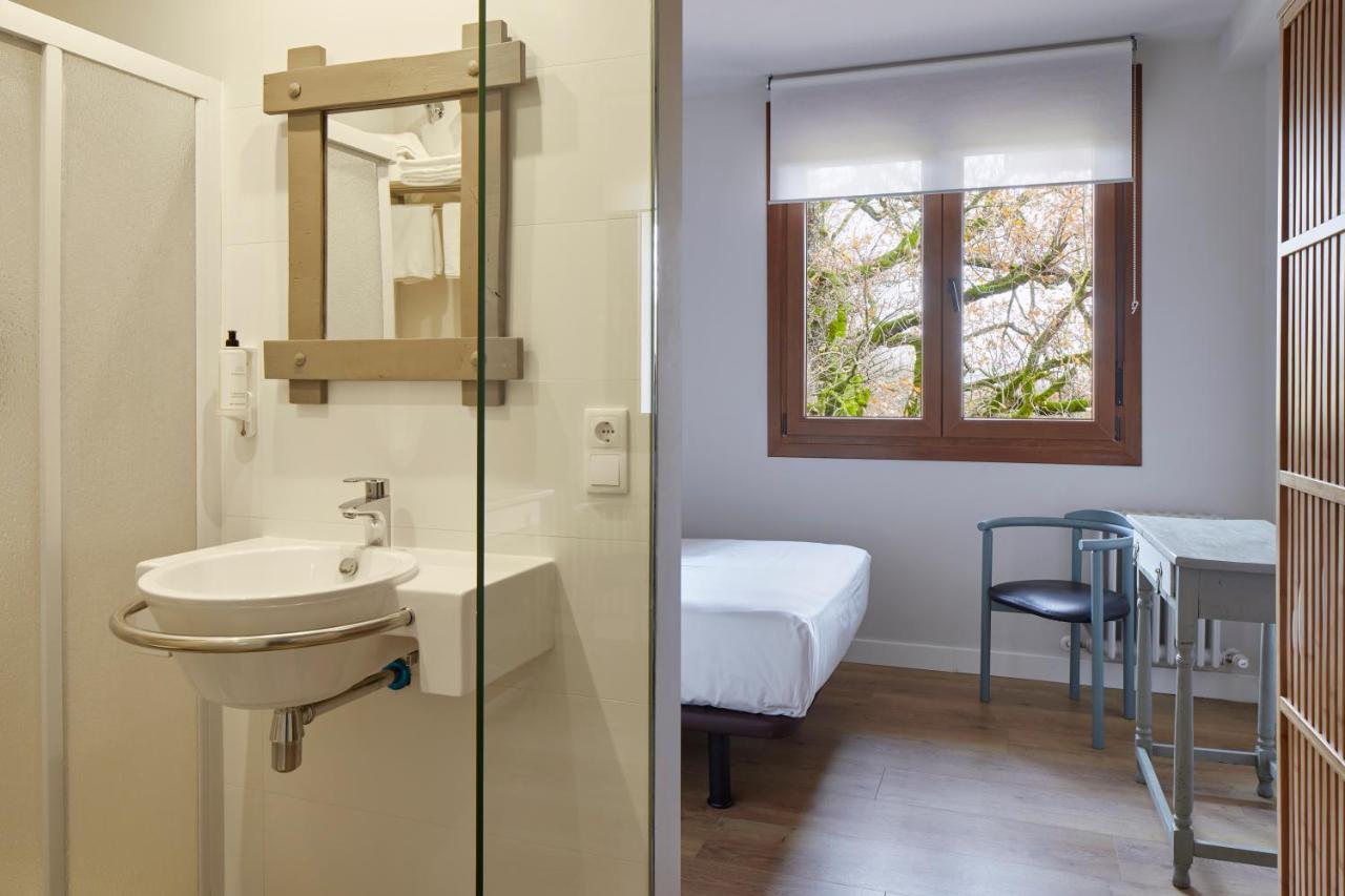 Hostal Rural Aritzalko Echarri-Aranaz ภายนอก รูปภาพ