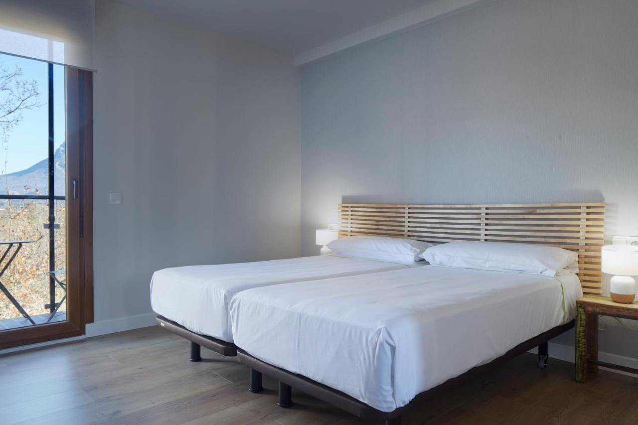 Hostal Rural Aritzalko Echarri-Aranaz ภายนอก รูปภาพ